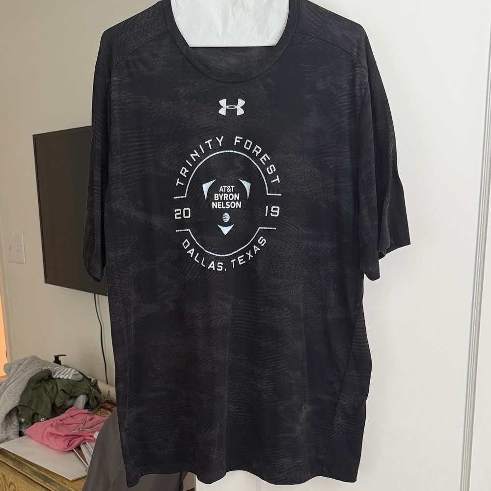 Under Armour Dark Gray Graphic Men's Tee BYRON NELSON 2019